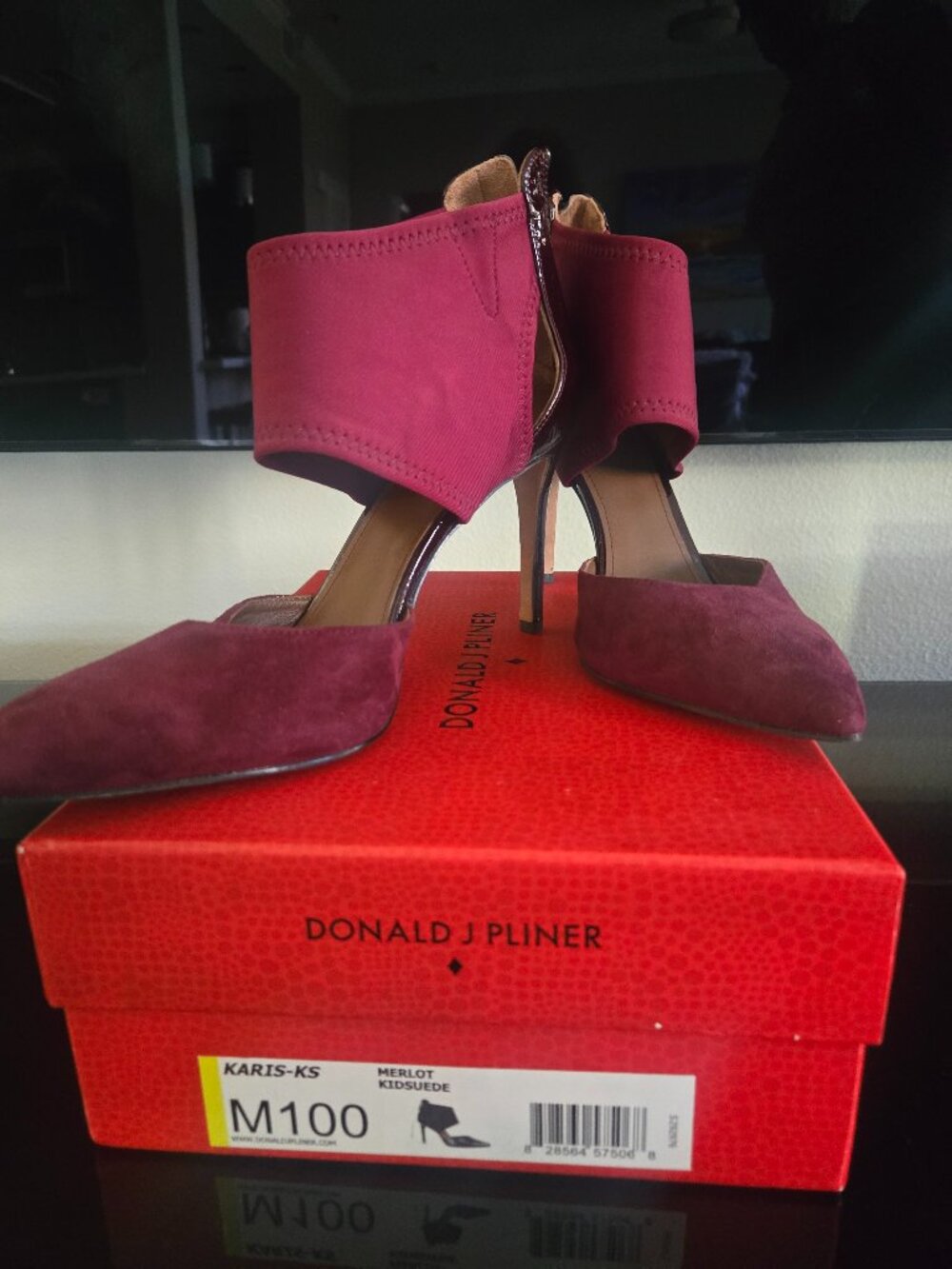 10M NWT Kari-K S Donald J. Pliner w/ Box ** Stretch/Leather Pointed Toe
